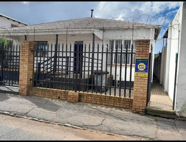 11 BEDROOM HOUSE FOR SALE IN BRIXTON